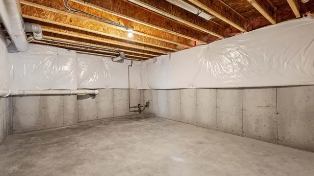 $374,990 | 152 Cressmoor Boulevard, Hobart, IN 46342