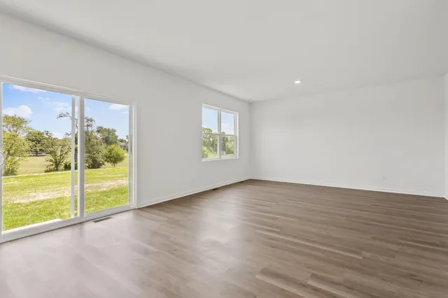 $374,990 | 152 Cressmoor Boulevard, Hobart, IN 46342