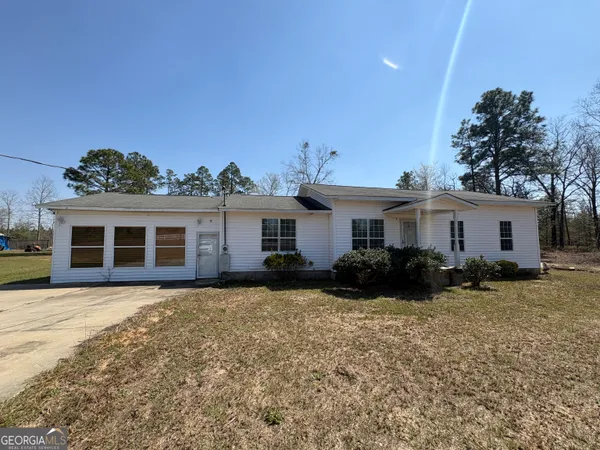 $68,500 | 12405 Highway 68, Tennille, GA 31089