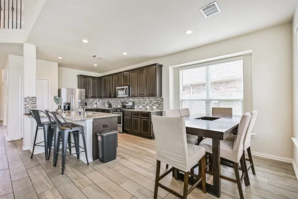 $399,000 | 23213 Zinfandel Drive, Alvin, TX 77511