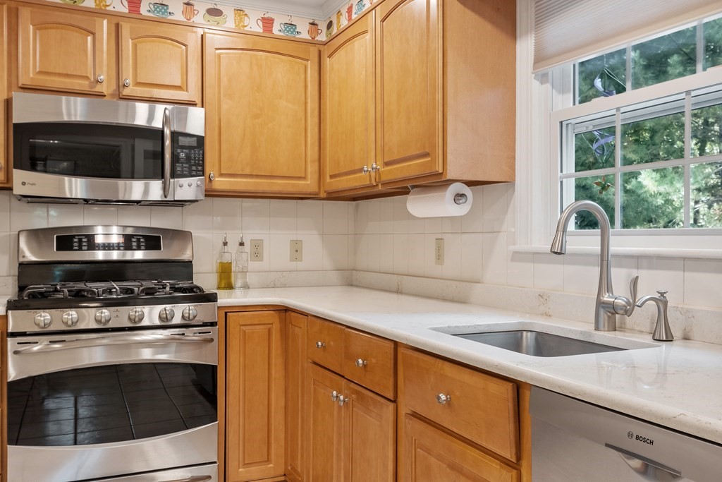 4 Fernwood Road Acton, MA 01720 - Photo 11 of 36 Gallery Image 11