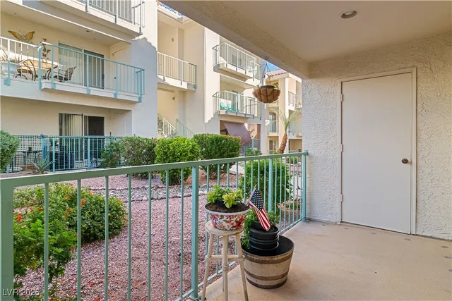 $114,900 | 3550 Bay Sands Drive, Unit 1050, Laughlin, NV 89029