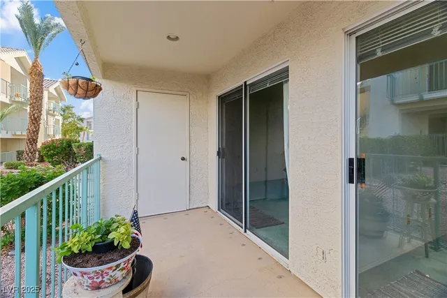 $114,900 | 3550 Bay Sands Drive, Unit 1050, Laughlin, NV 89029