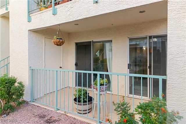$114,900 | 3550 Bay Sands Drive, Unit 1050, Laughlin, NV 89029