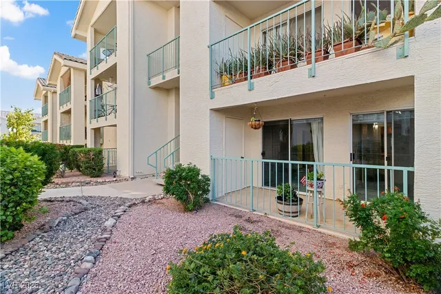 $114,900 | 3550 Bay Sands Drive, Unit 1050, Laughlin, NV 89029