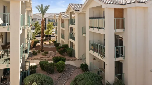 $114,900 | 3550 Bay Sands Drive, Unit 1050, Laughlin, NV 89029