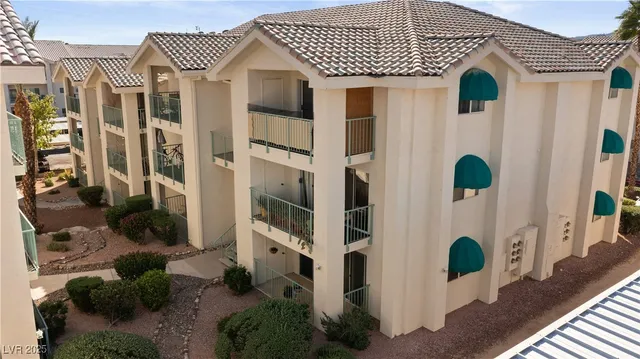 $114,900 | 3550 Bay Sands Drive, Unit 1050, Laughlin, NV 89029