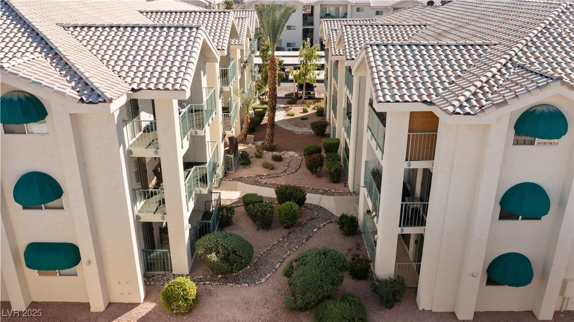 3550 Bay Sands Drive, Unit 1050 Laughlin, NV 89029 - Photo 37 of 71 View of the ground floor home's building and the gated South Bay community