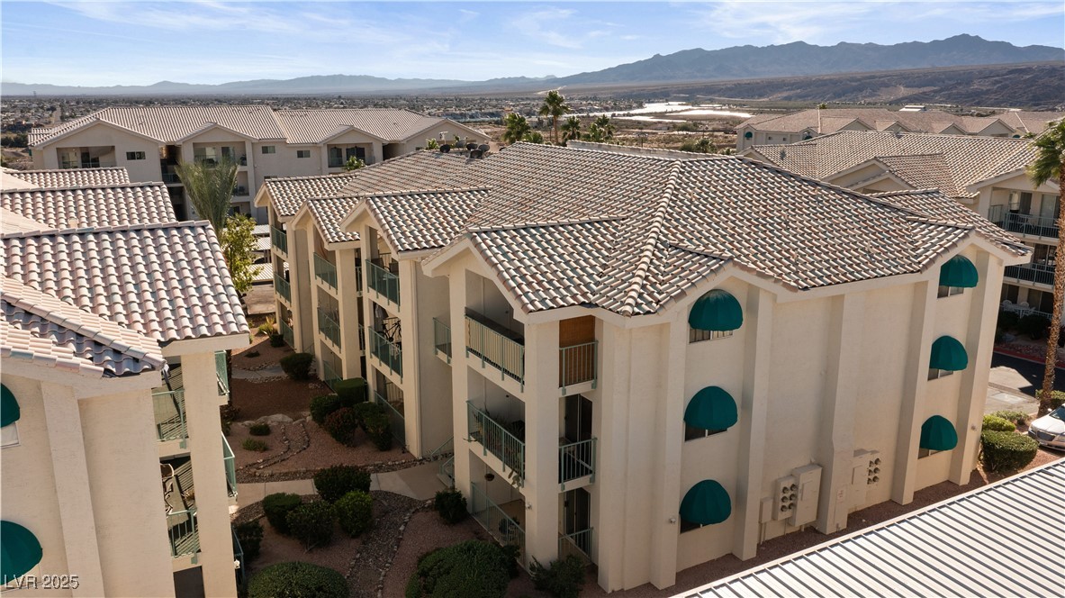 3550 Bay Sands Drive, Unit 1050 Laughlin, NV 89029 - Photo 40 of 71 View of the ground floor home's building and the gated South Bay community, in close proximity to the Colorado River
