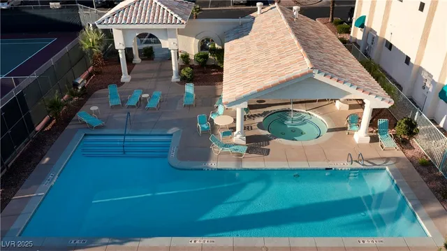 $114,900 | 3550 Bay Sands Drive, Unit 1050, Laughlin, NV 89029