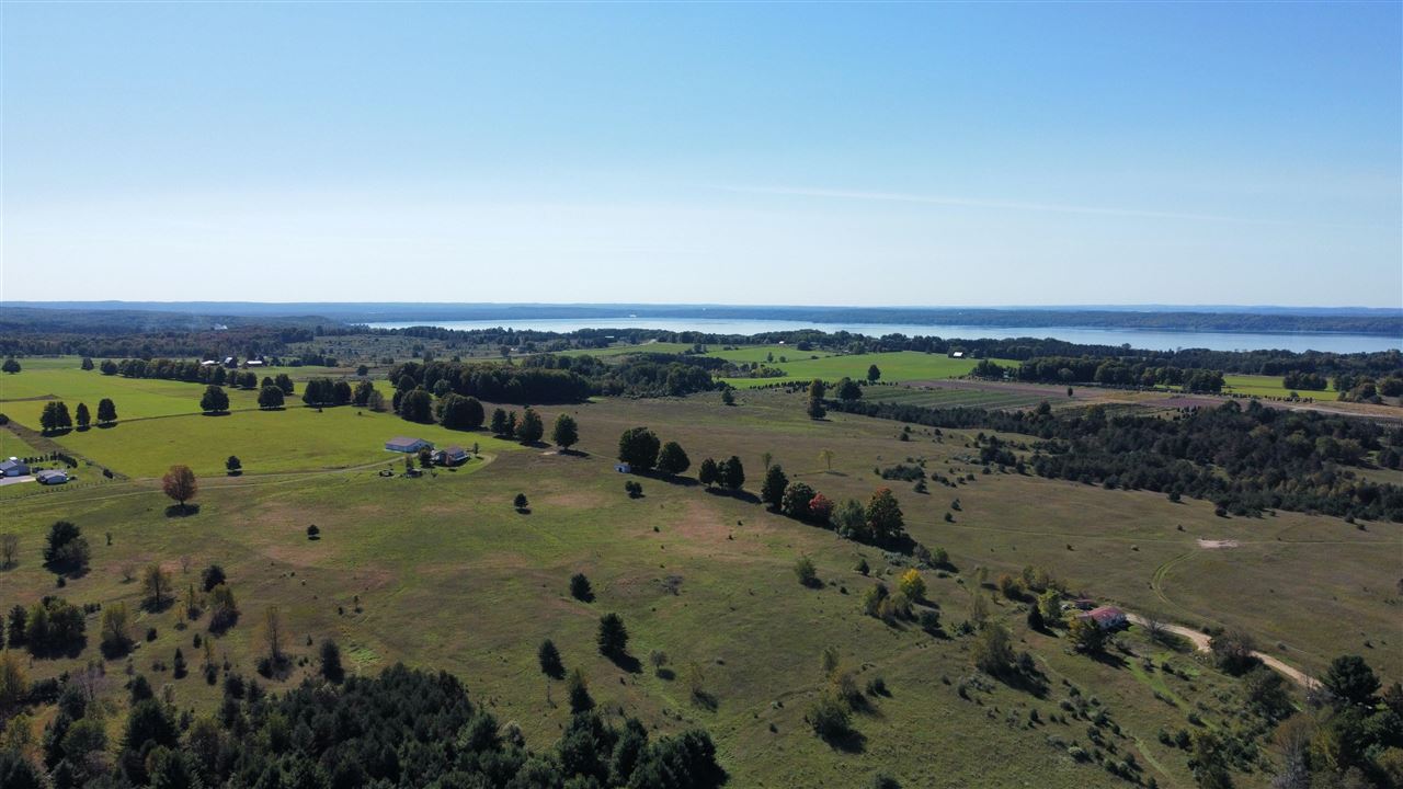 8148 Crystal Springs Road Bellaire, MI 49615 - Photo 10 of 45 1894334-9.JPG