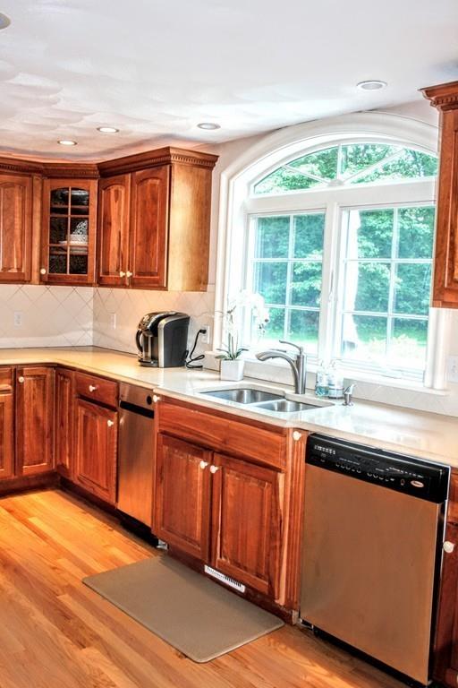 1 Astrig Way Billerica, MA 01821 - Photo 7 of 42 Gallery Image 7
