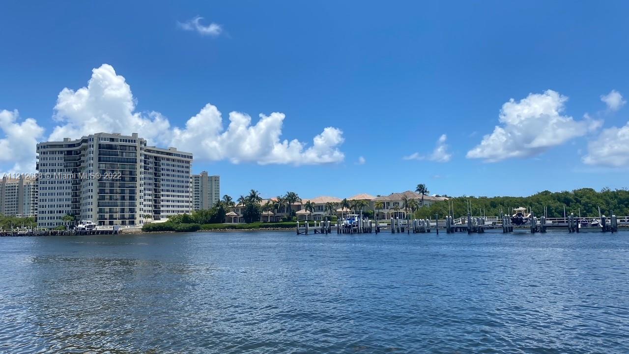 859 Jeffery Street, Unit 201 Boca Raton, FL 33487 - Photo 29 of 33 a view of a city