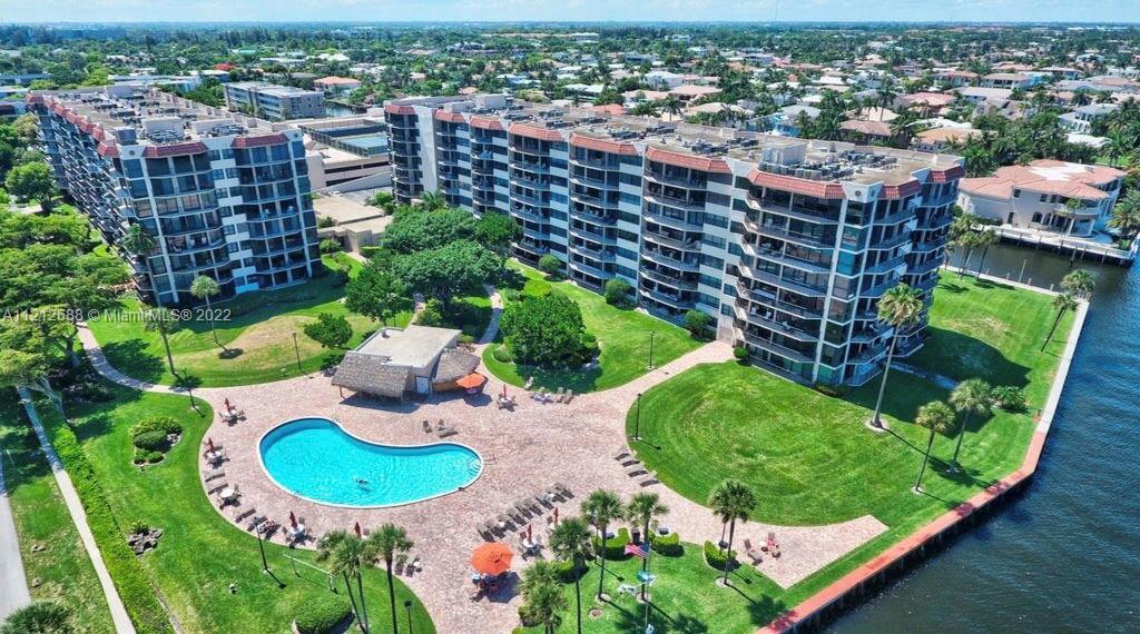 859 Jeffery Street, Unit 201 Boca Raton, FL 33487 - Photo 5 of 33 a view of a city
