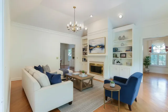 $899,000 | 505 Brighton Place, Nashville, TN 37205