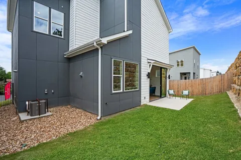 $574,900 | 5517 Toscana Avenue, Austin, TX 78724