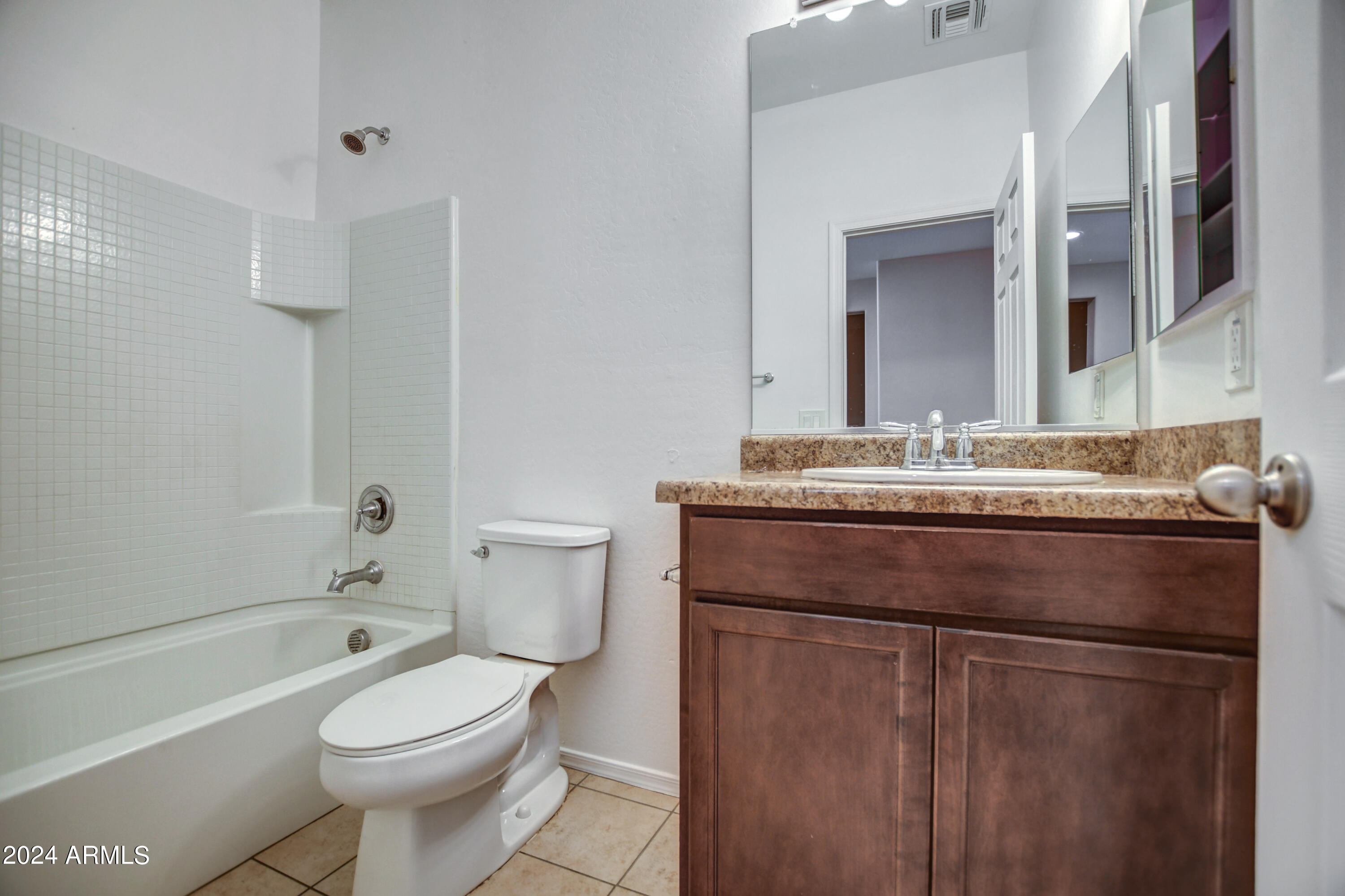10432 West Payson Road Tolleson, AZ 85353 - Photo 13 of 53 Bath 3, 1