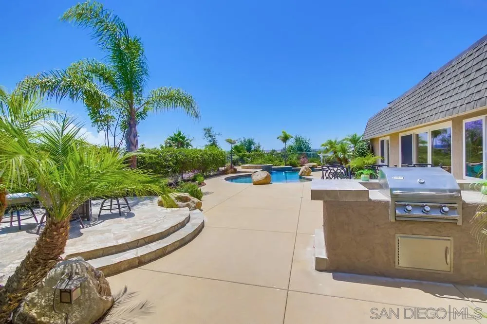 14747 Dash Way Poway, CA 92064 - Photo 30 of 65