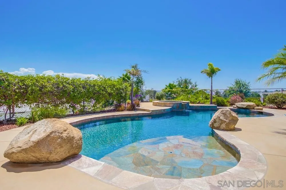 14747 Dash Way Poway, CA 92064 - Photo 33 of 65