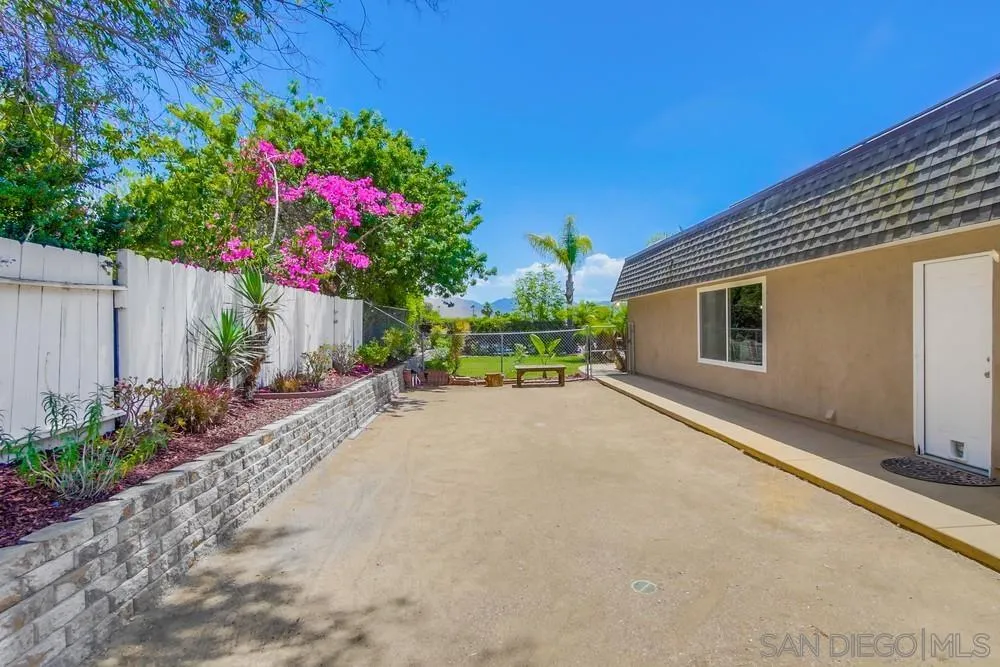 14747 Dash Way Poway, CA 92064 - Photo 38 of 65