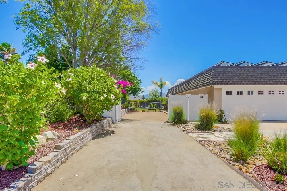 14747 Dash Way Poway, CA 92064 - Photo 39 of 65