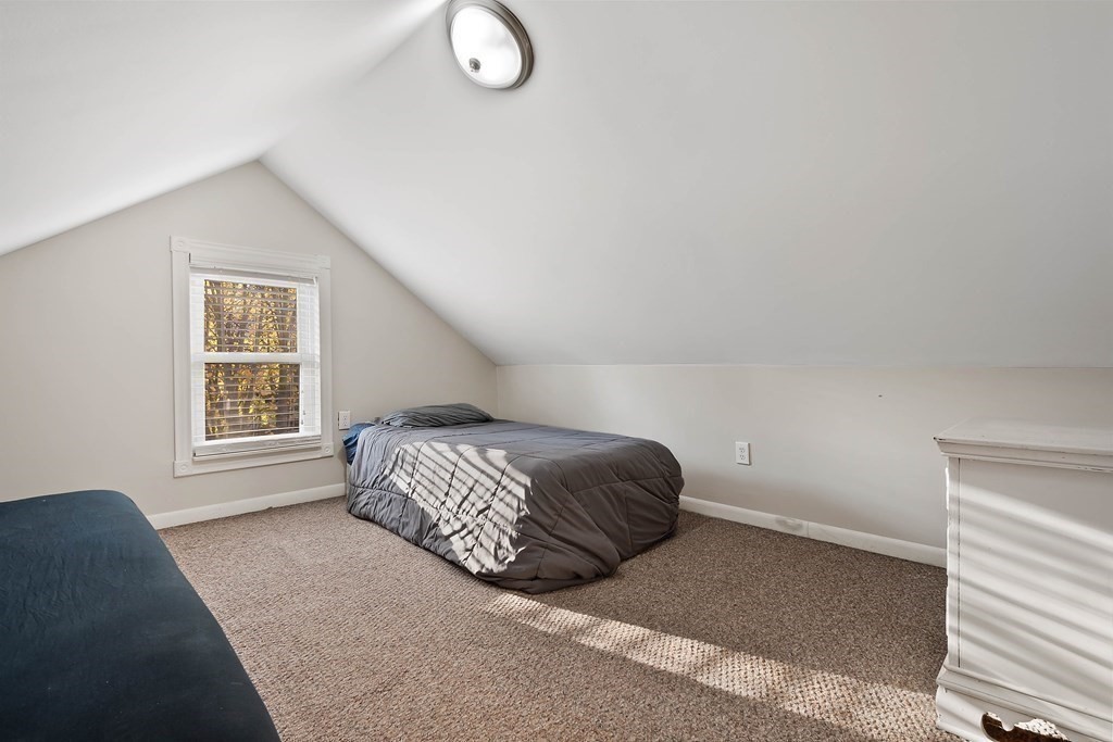 40 Springdale Avenue Saugus, MA 01906 - Photo 14 of 23