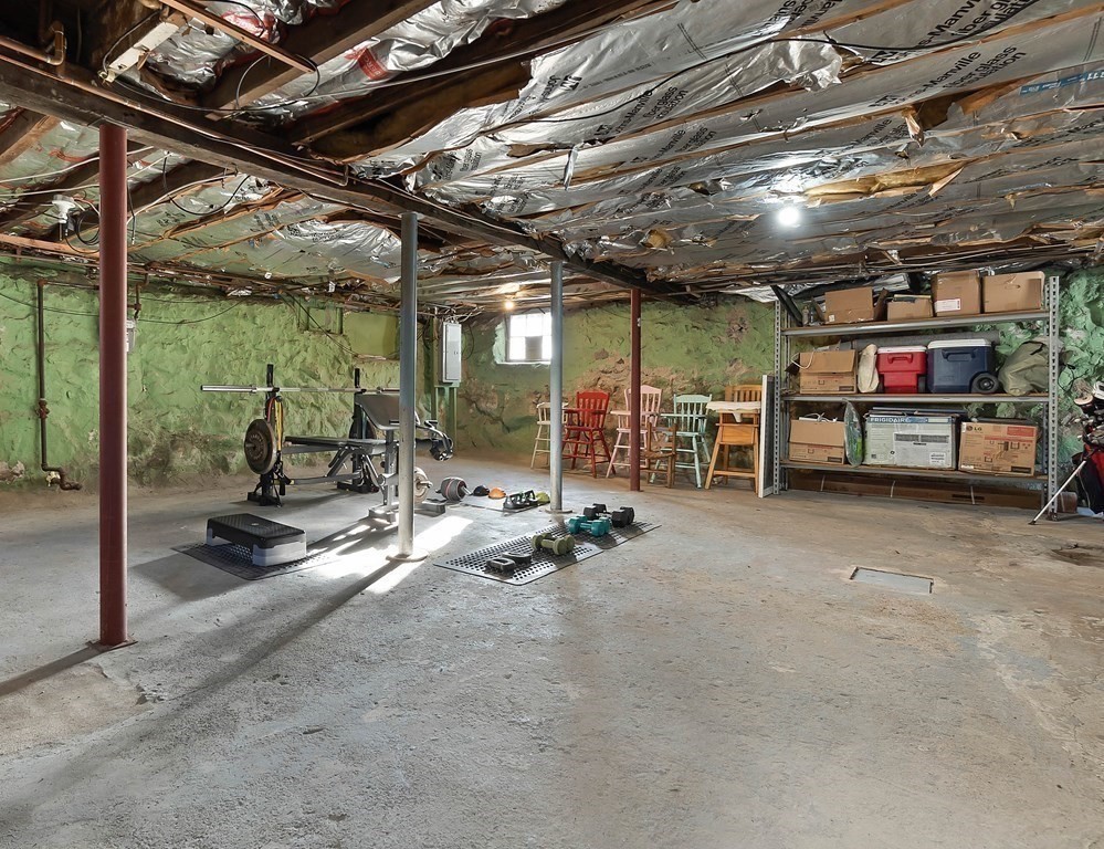 40 Springdale Avenue Saugus, MA 01906 - Photo 15 of 23