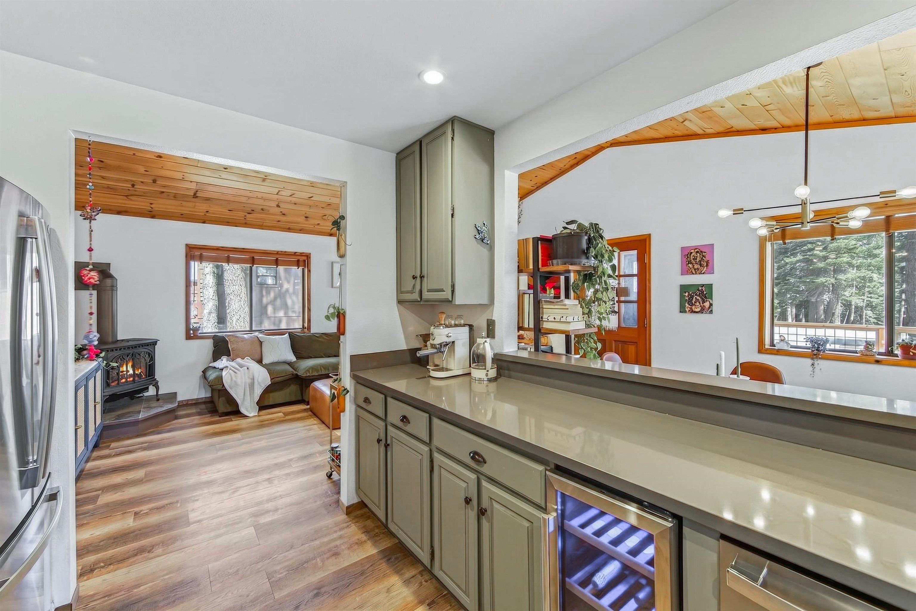 14570 Tyrol Road Truckee, CA 96161 - Photo 12 of 28