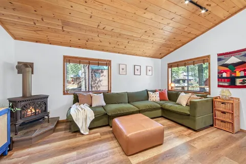 $1,100,000 | 14570 Tyrol Road, Truckee, CA 96161