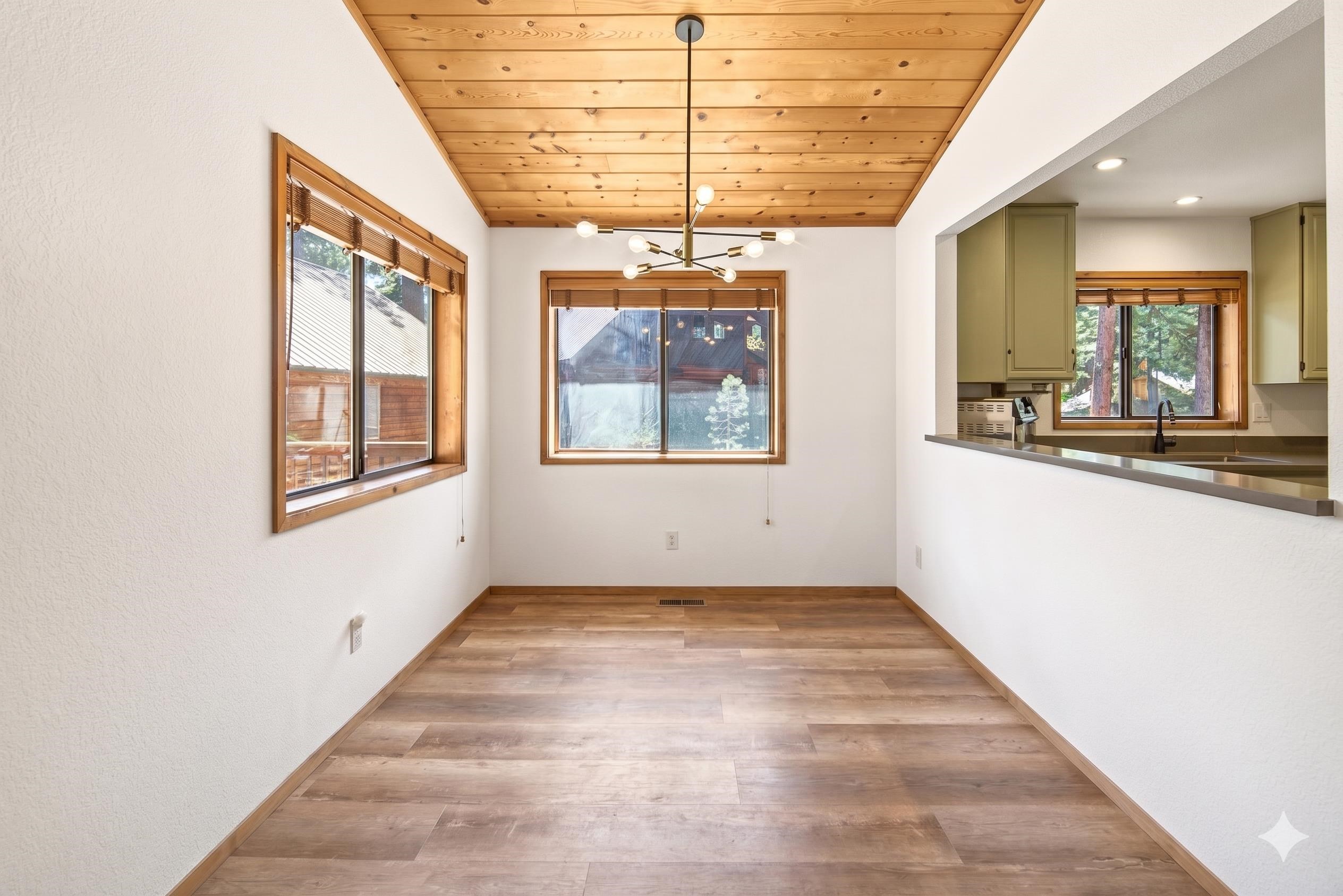 14570 Tyrol Road Truckee, CA 96161 - Photo 8 of 28