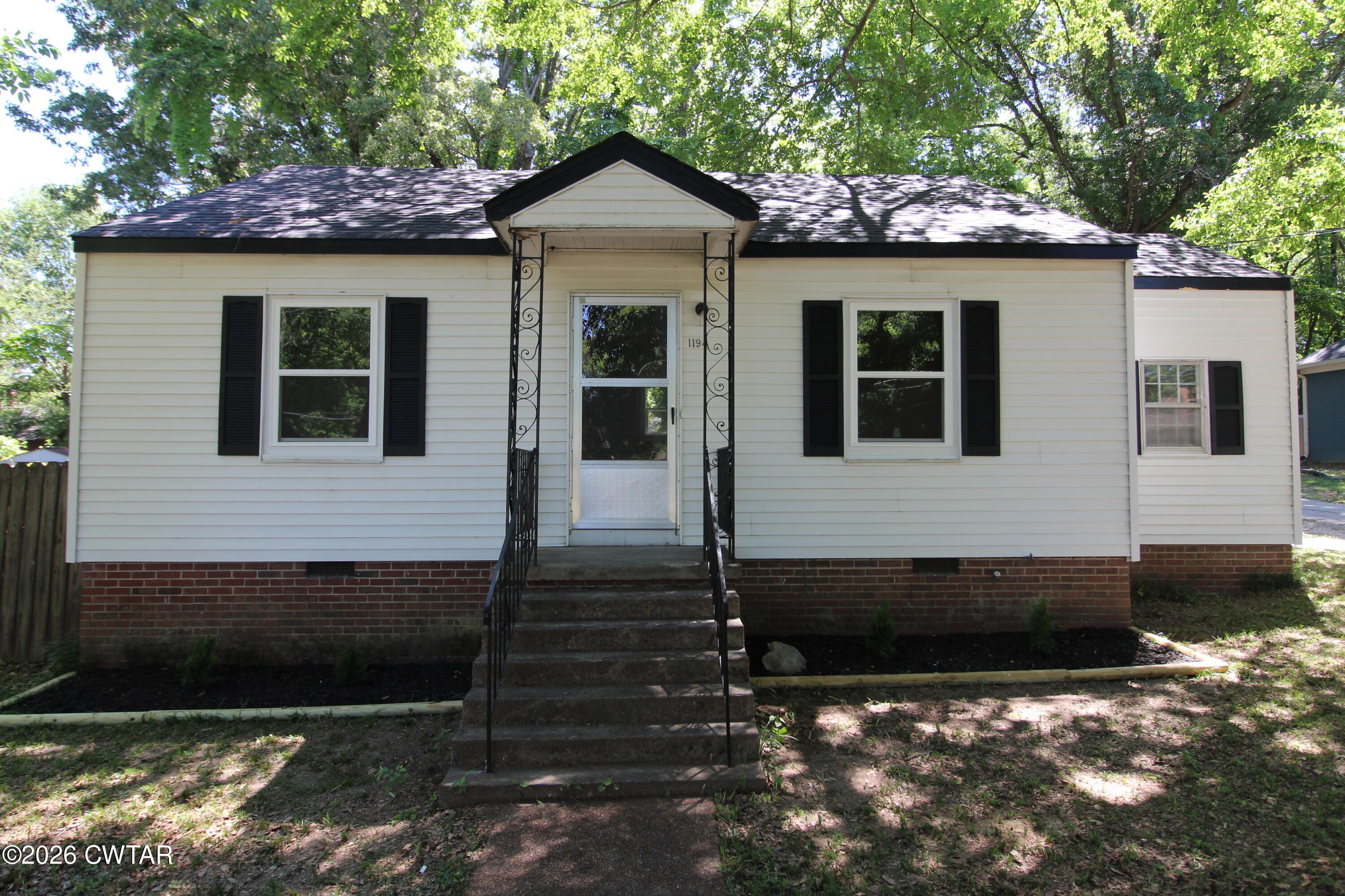 1194 Prospect Avenue Jackson, TN 38301 - Photo 15 of 15 IMG_9346