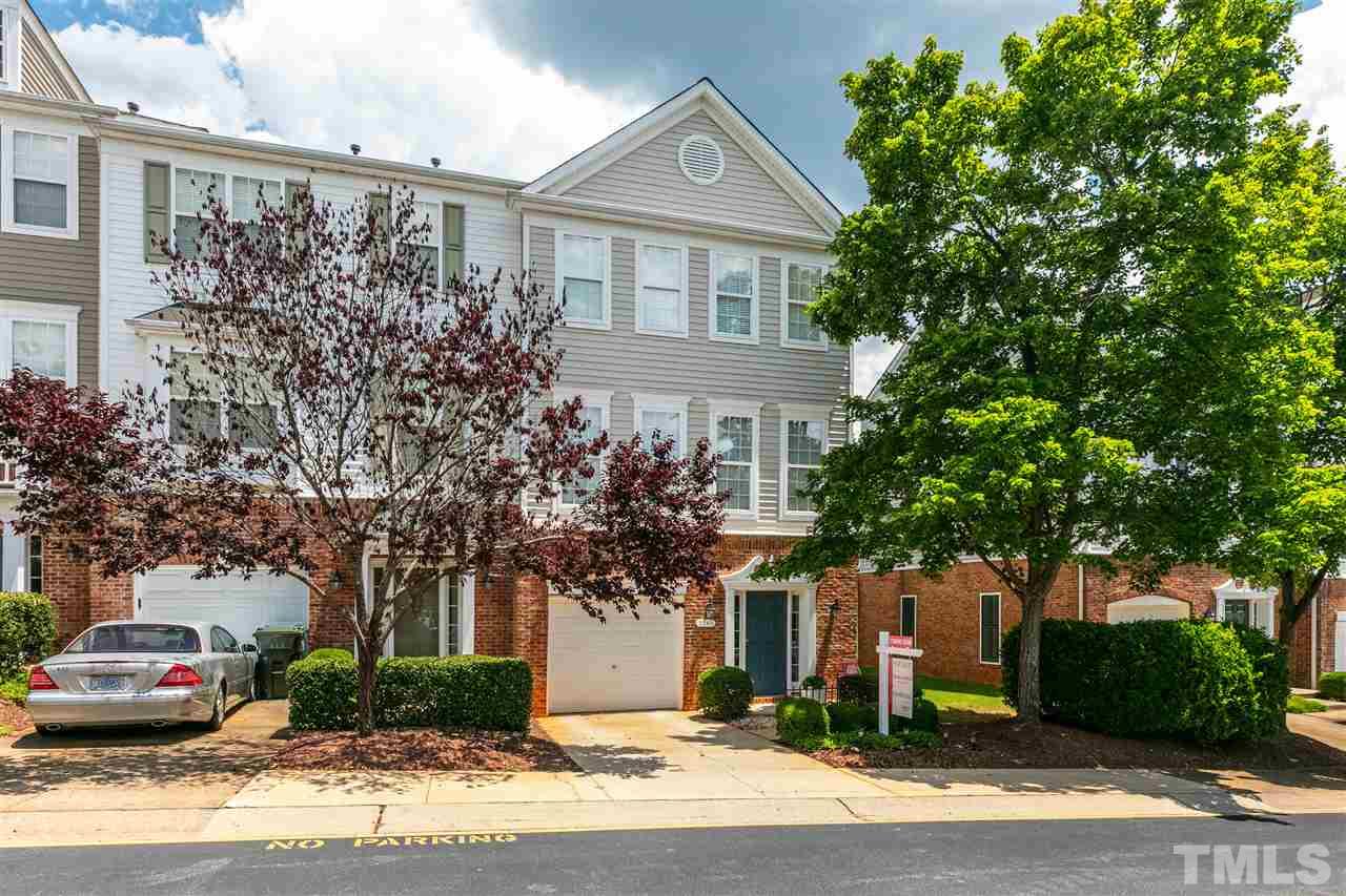 7240 Corvette Court Raleigh, NC 27613 - Photo 3 of 24