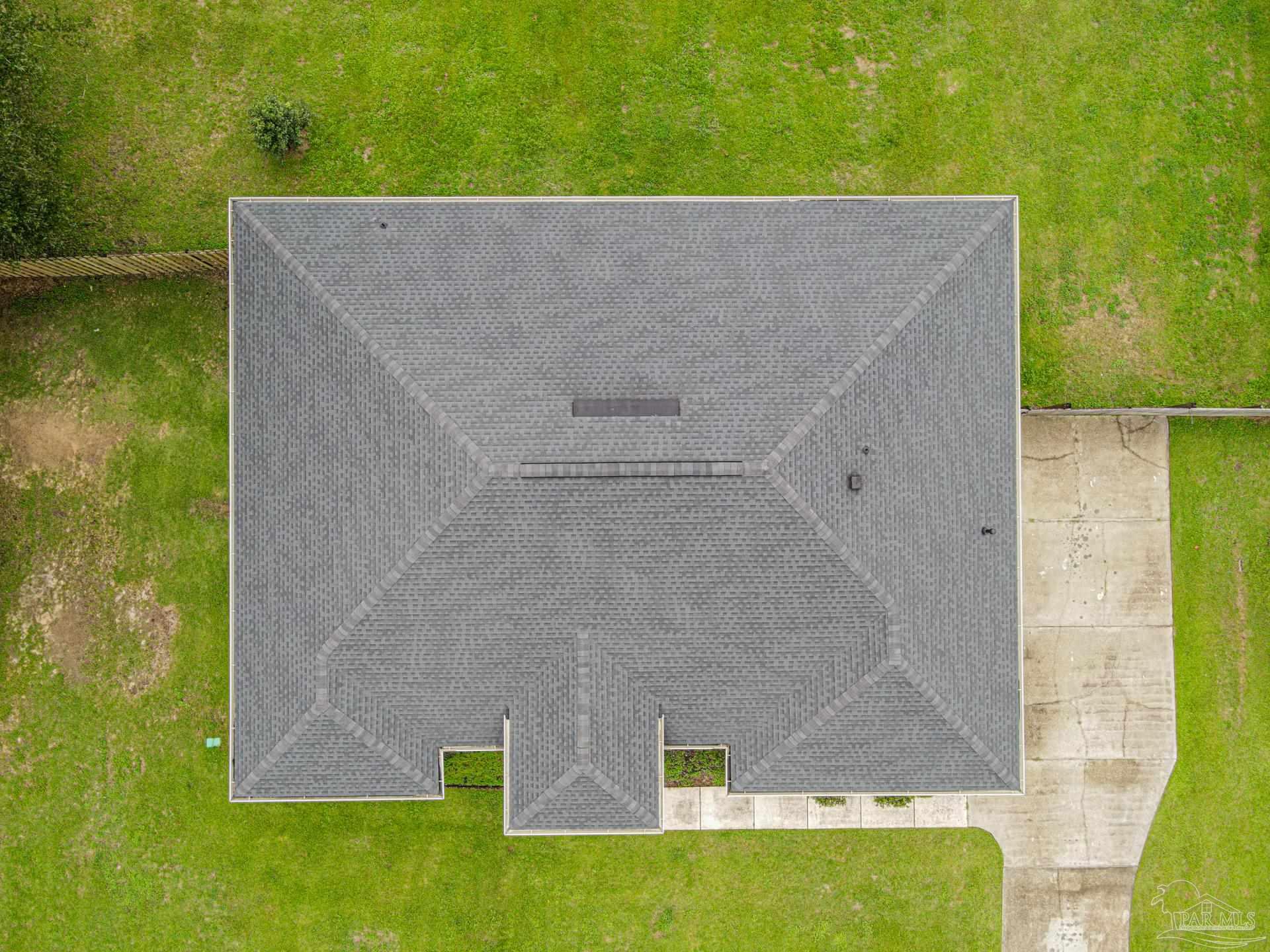 2863 Wallace Lake Road Pace, FL 32571 - Photo 42 of 44 a view of outdoor space with garden