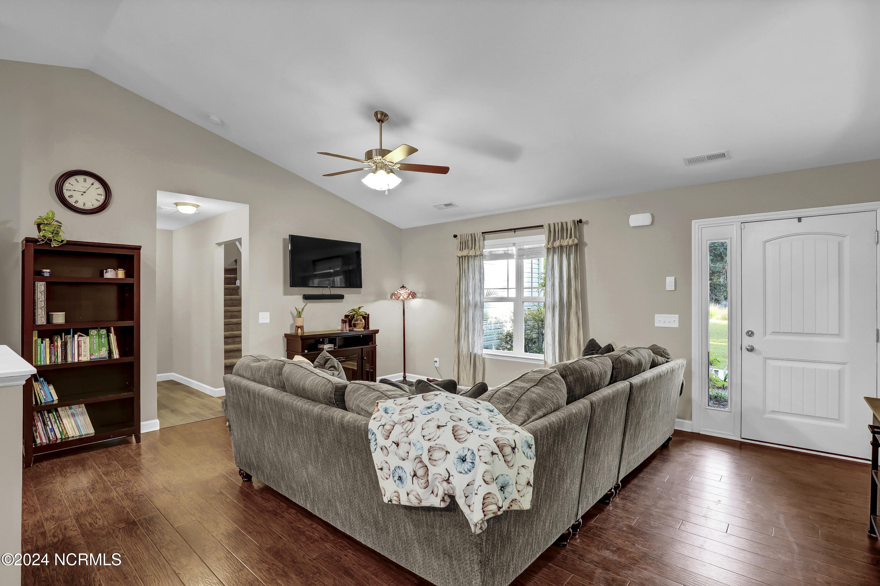 1296 Watts Landing Road Hampstead, NC 28443 - Photo 6 of 38 6