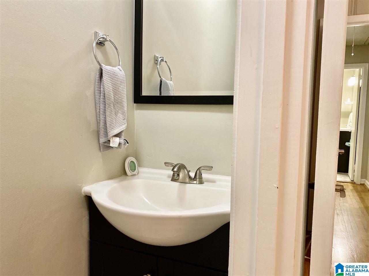 907 Columbiana Road Birmingham, AL 35209 - Photo 20 of 34