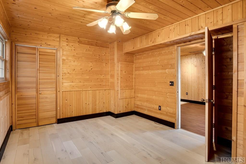 306 Griffin Road Franklin, NC 28734 - Photo 18 of 64 Gallery Image 18