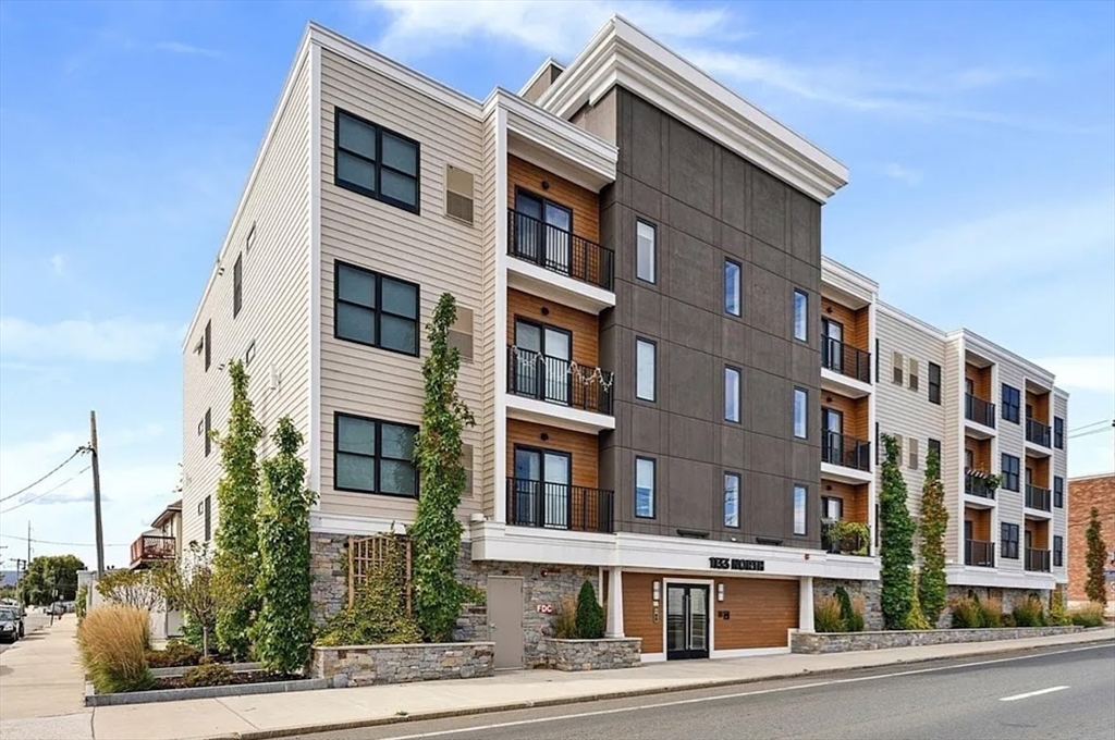 1133 North Shore Road, Unit 404 Revere, MA 02151 - Photo 1 of 19
