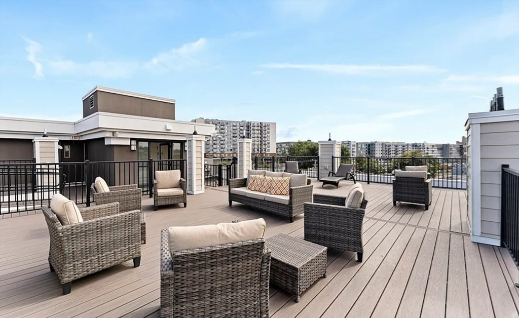 1133 North Shore Road, Unit 404 Revere, MA 02151 - Photo 12 of 19