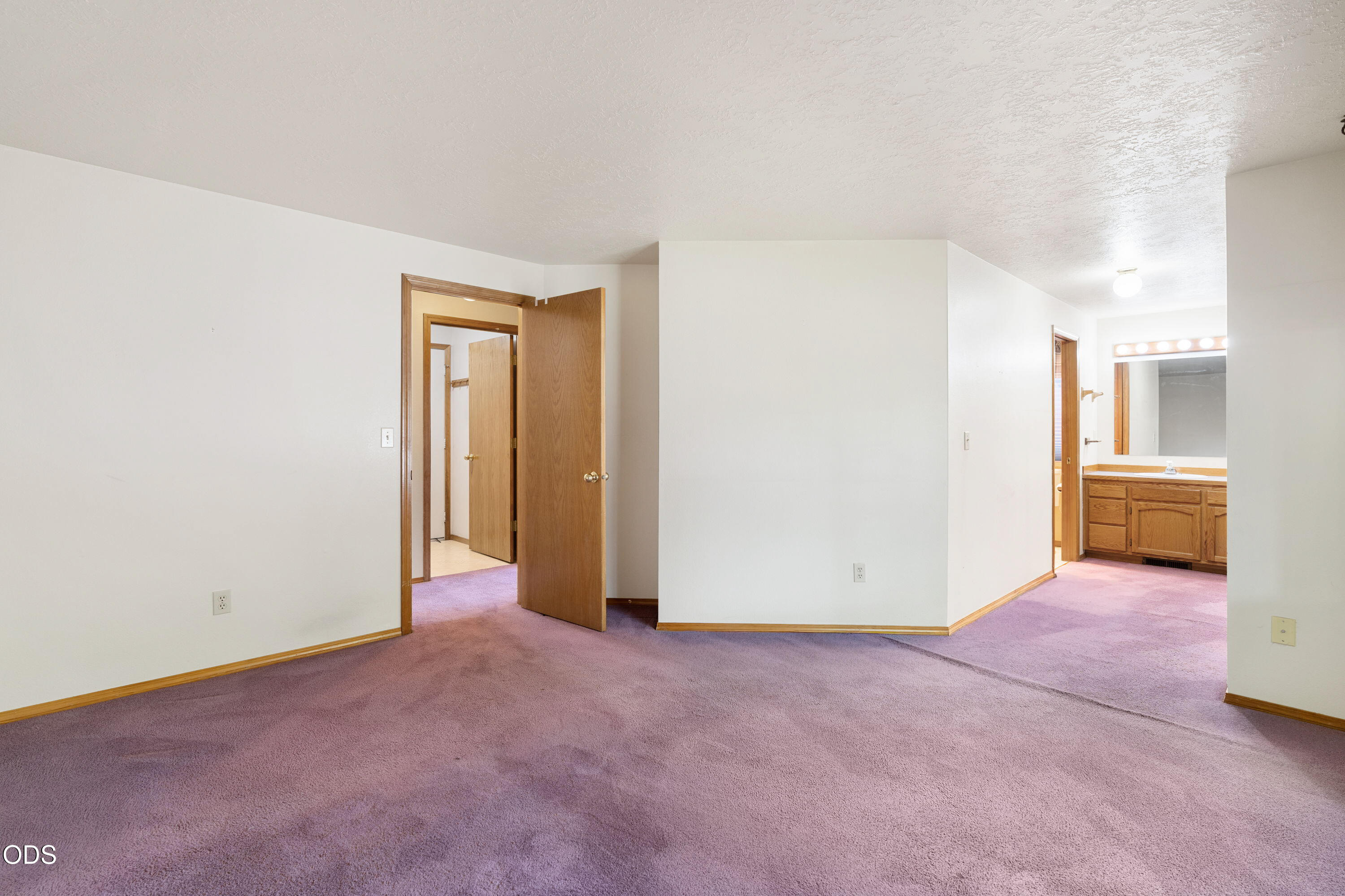 2400 Northeast Jones Road Bend, OR 97701 - Photo 18 of 33