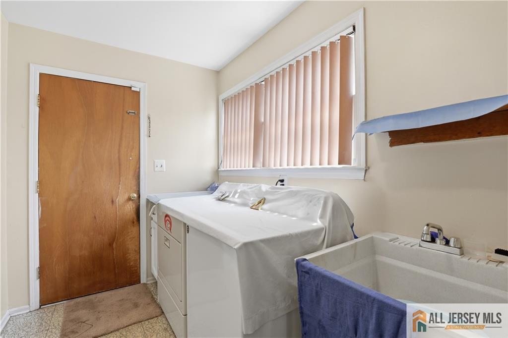 40 La Valencia Road Old Bridge, NJ 08857 - Photo 25 of 25 Gallery Image 25