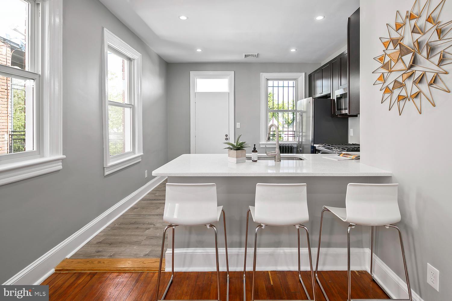 1519 Park Road Northwest, Unit 301 Washington, DC 20010 - Photo 22 of 34 Gallery Image 22