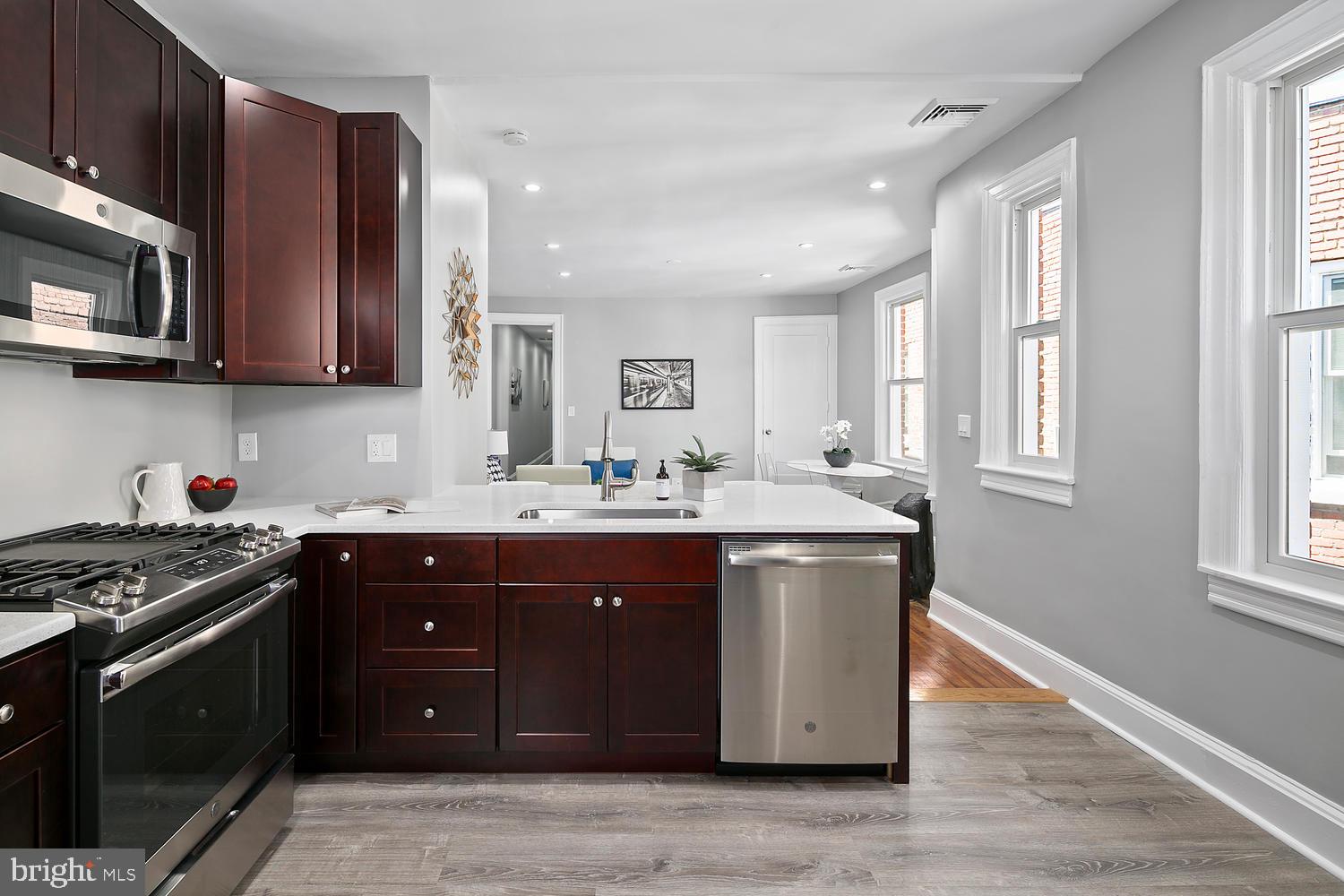 1519 Park Road Northwest, Unit 301 Washington, DC 20010 - Photo 25 of 34 Gallery Image 25
