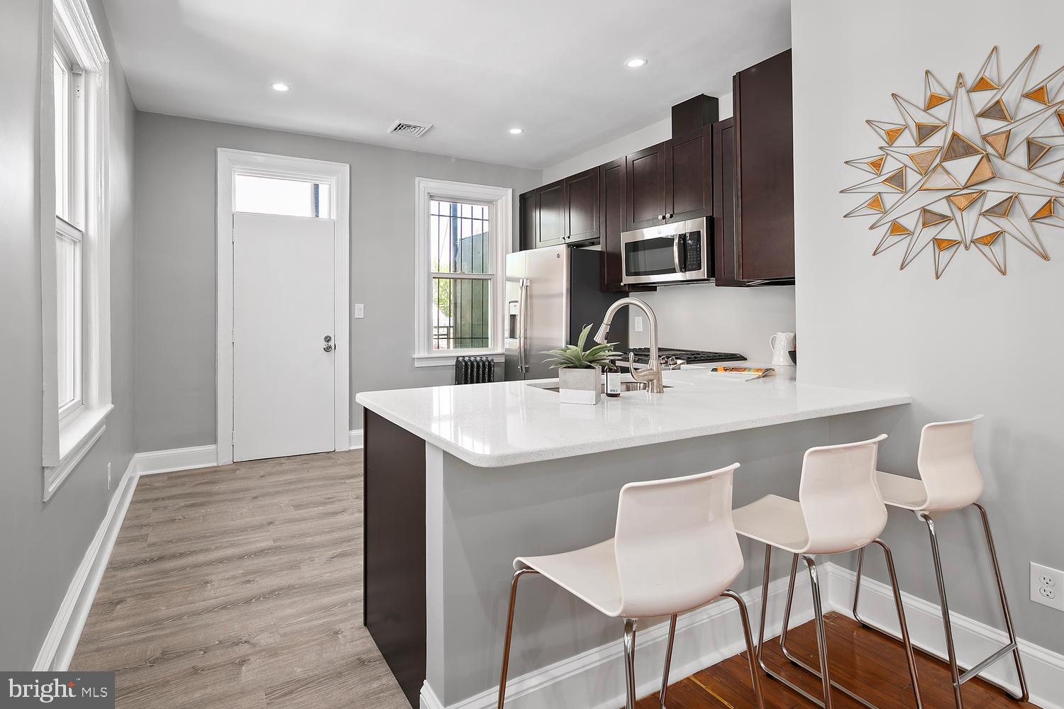 1519 Park Road Northwest, Unit 301 Washington, DC 20010 - Photo 5 of 34 Gallery Image 5
