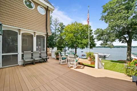 $10,995,000 | W2908 Walcowis Drive, Linn, WI 53147