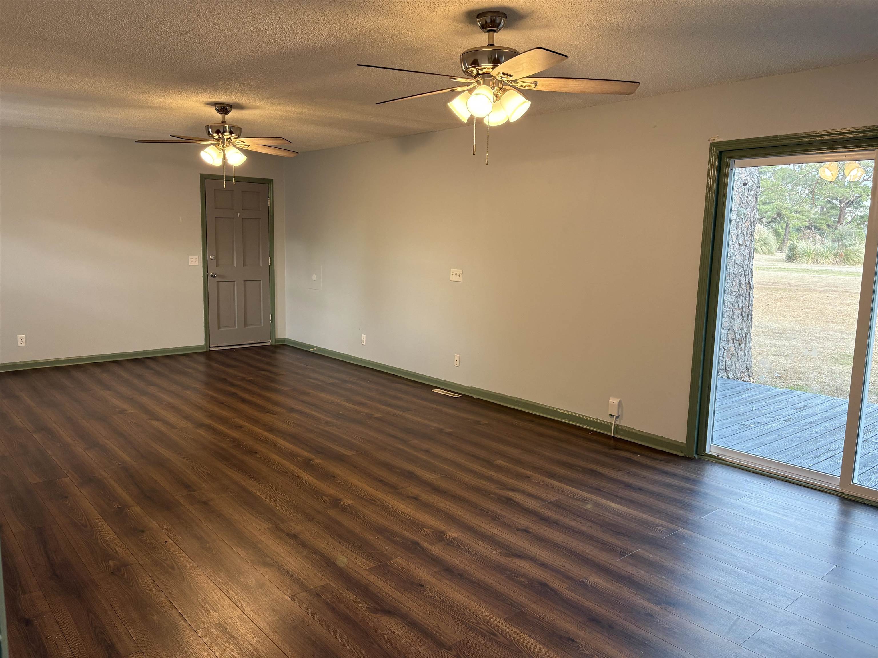 10716 County Line Road Andrews, SC 29510 - Photo 8 of 14