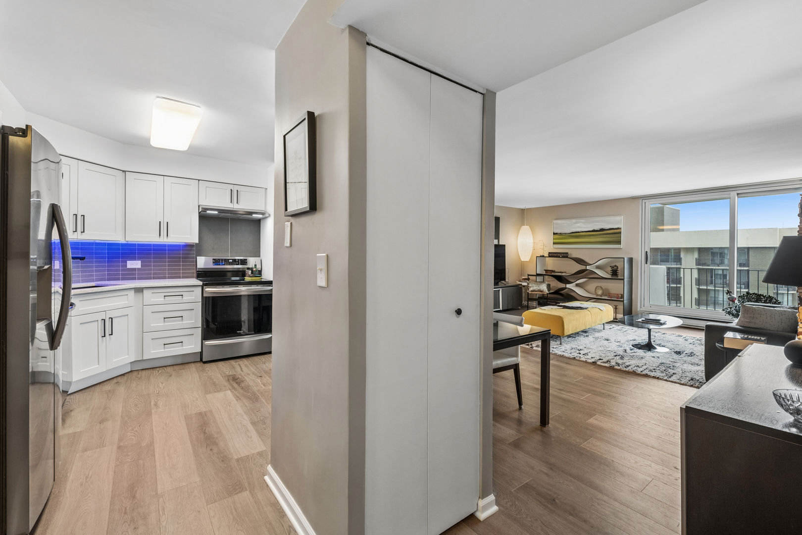 6033 North Sheridan Road, Unit 39L Chicago, IL 60660 - Photo 13 of 26