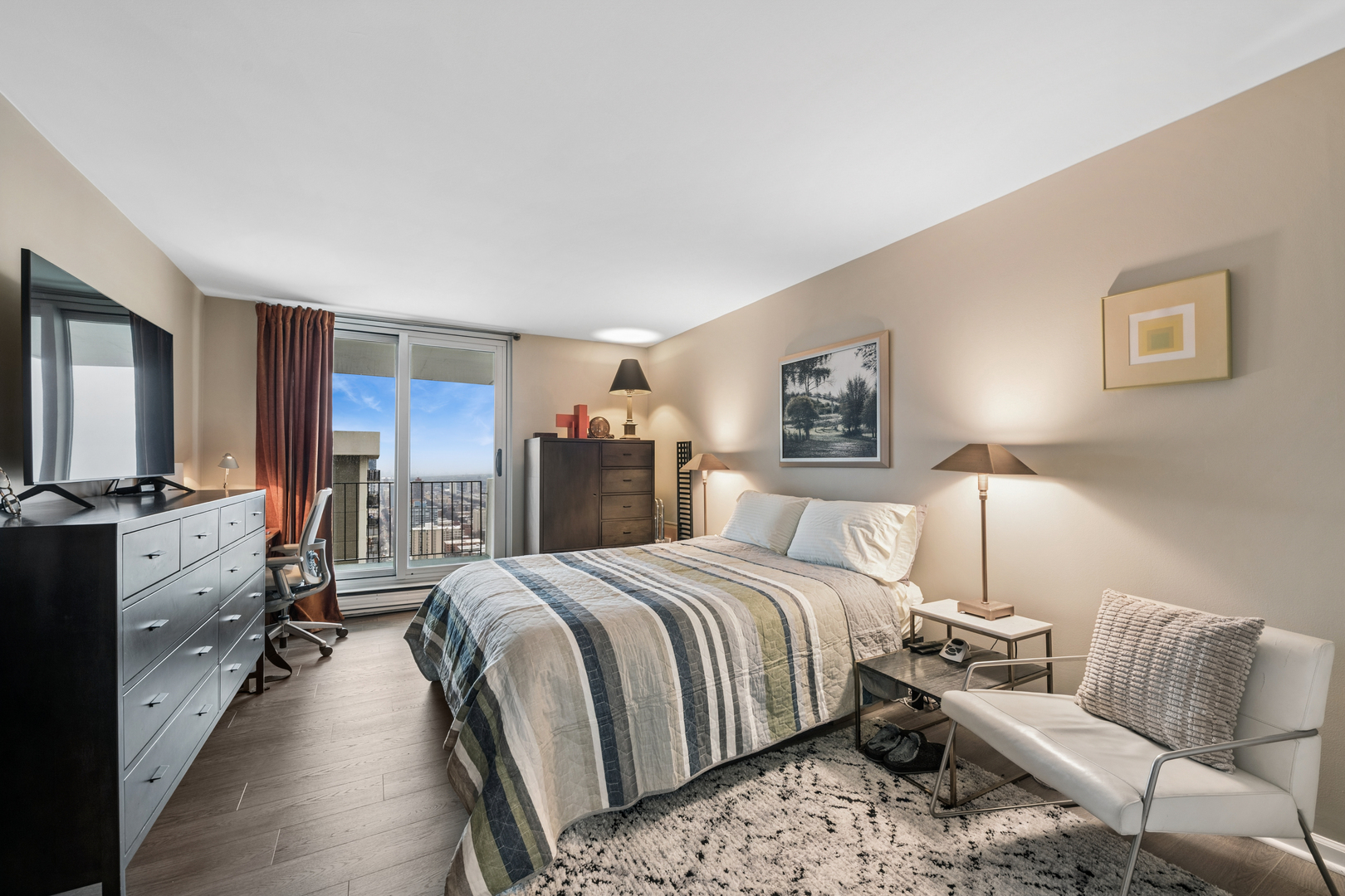 6033 North Sheridan Road, Unit 39L Chicago, IL 60660 - Photo 15 of 26