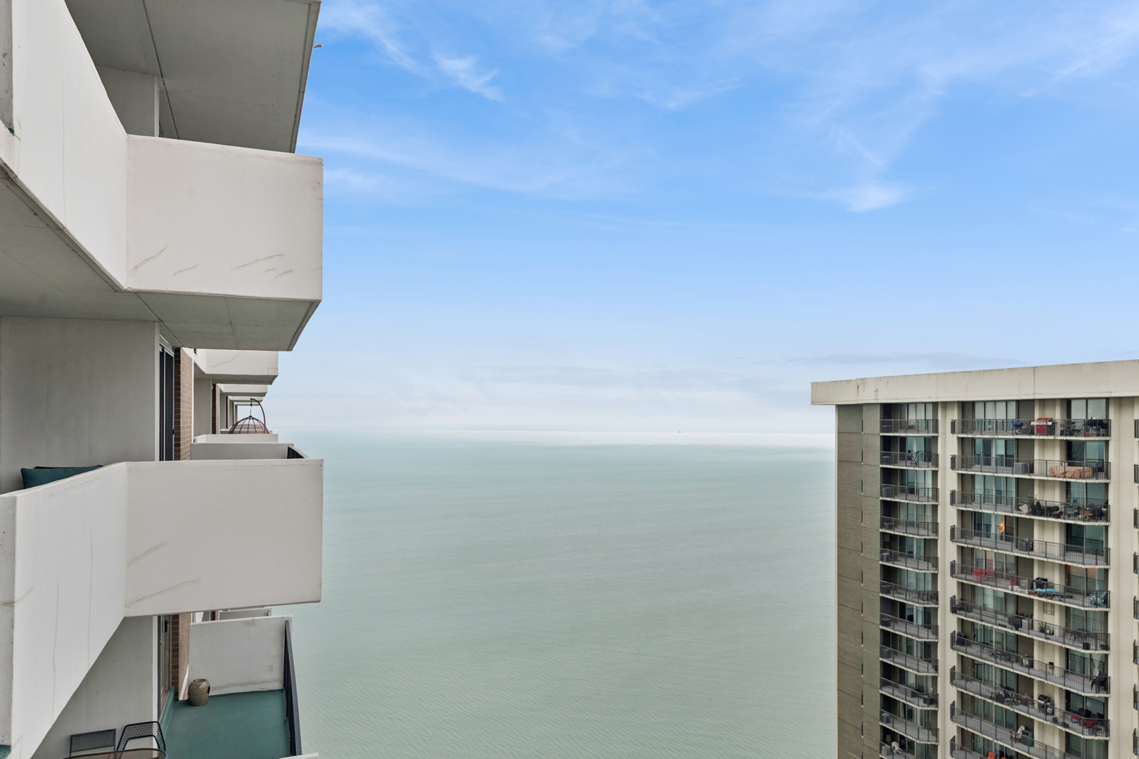 6033 North Sheridan Road, Unit 39L Chicago, IL 60660 - Photo 23 of 26