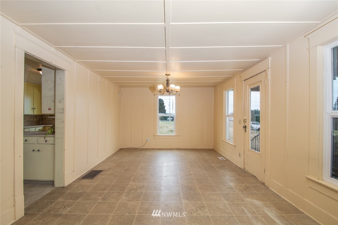 16146 McLean Road Mount Vernon, WA 98273 - Photo 3 of 23 Gallery Image 3