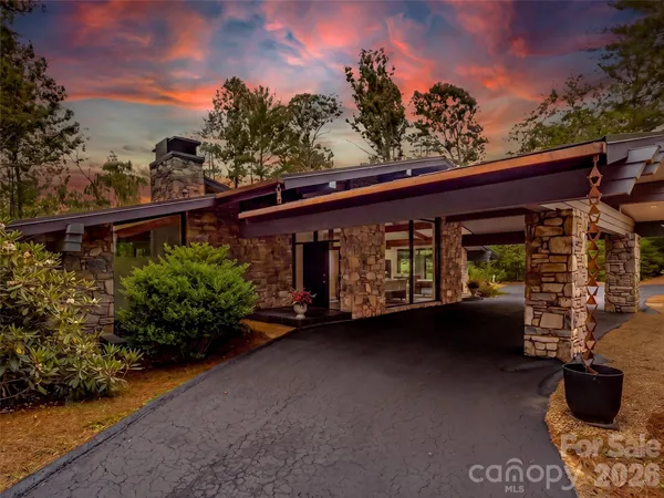 $3,450,000 | 3 Holly Hill Road, Biltmore Forest, NC 28803